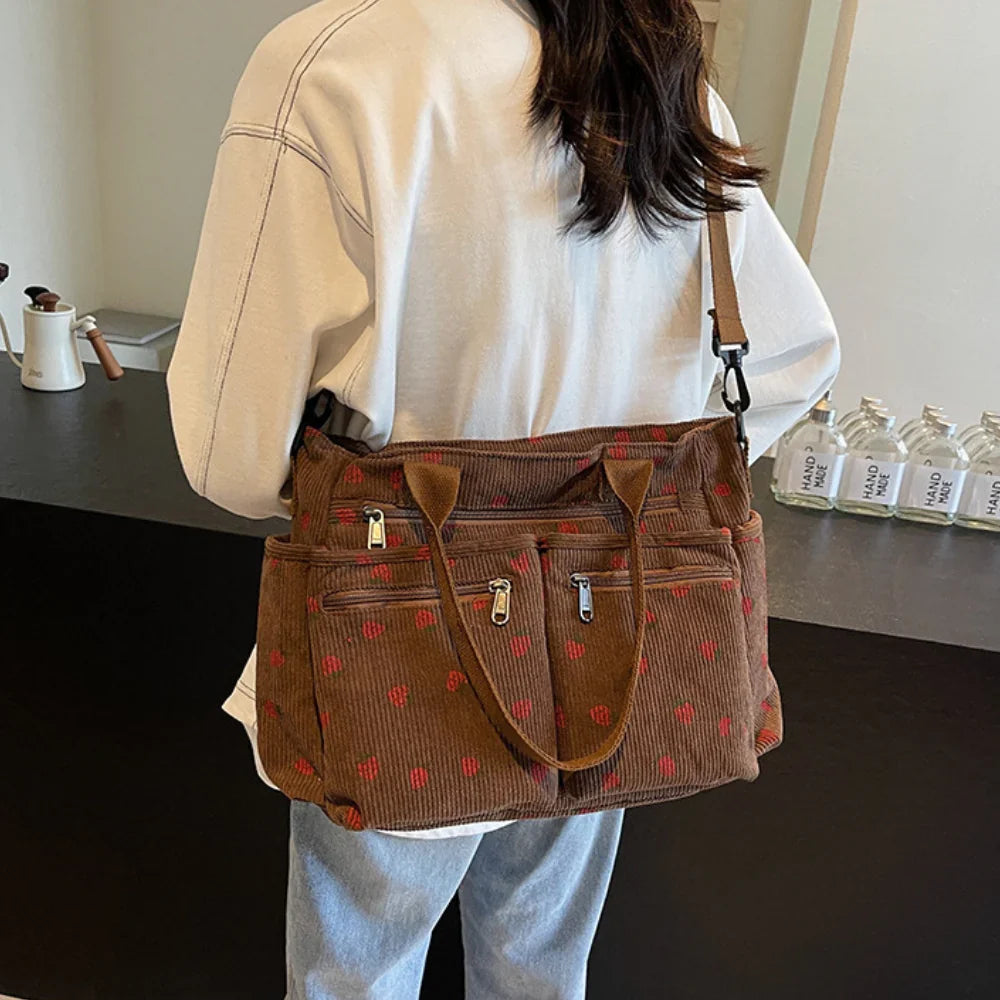 Becca™ | Erdbeertasche mit Aufdruck