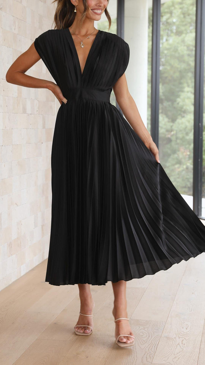 Julia™ | Elegantes Faltenkleid